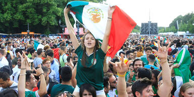 Mega-Jubel: Mexikaner l&ouml;sen Erdbeben aus