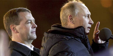 Massive Betrugsvorwürfe gegen Wahlsieger Putin