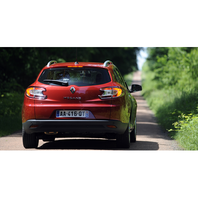 Erste Fahreindrücke vom neuen Kompaktkombi