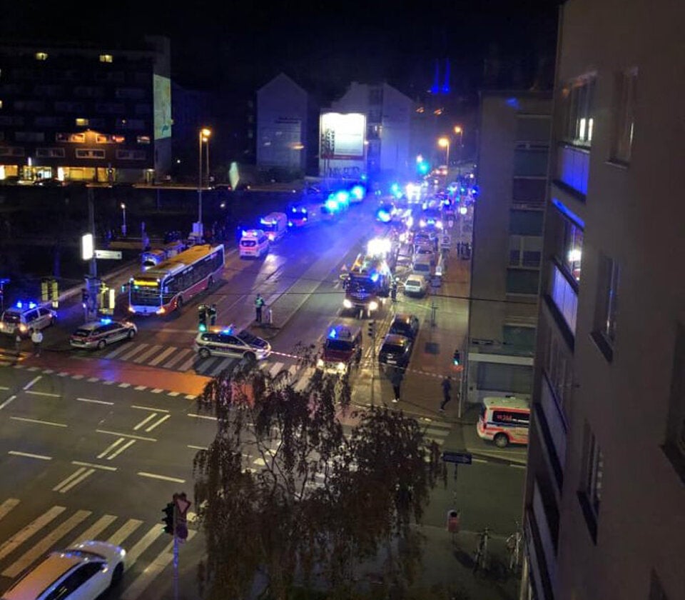 Großeinsatz: Wohnungsbrand auf Rechter Wienzeile