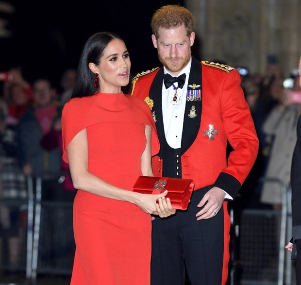 Harry und Meghan: Klares Statement in Feuerrot