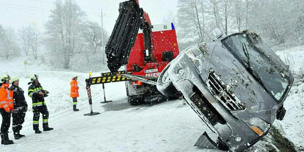 Wintereinbruch: Schnee-Chaos in Österreich