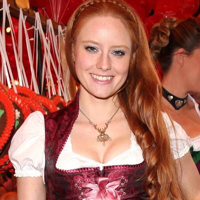 Wer hat das schönste Dirndl-Dekolleté?