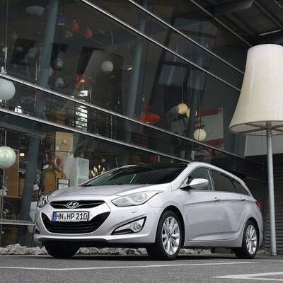 10. Mercedes mit 6.474 Stück