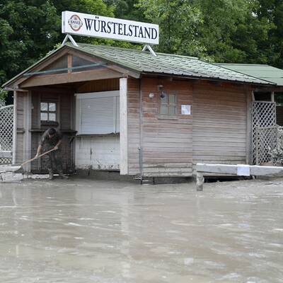 Aufräumen nach dem Hochwasser