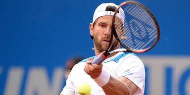 Melzer k&auml;mpft sich ins Viertelfinale