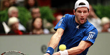 Melzer k&auml;mpft Ferrer in 3 S&auml;tzen nieder