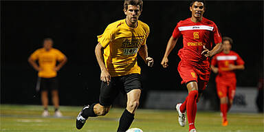 Melzer & Co kickten für guten Zweck