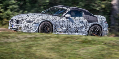 V&ouml;llig neuer Mercedes SL als Erlk&ouml;nig unterwegs