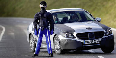 Schumi testet die nächste C-Klasse