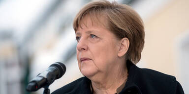 NSA spionierte Angela Merkel aus!