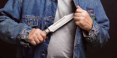 Bei "angeblichem" Sex-Treffen: Internet-Bekannten gewürgt und ausgeraubt