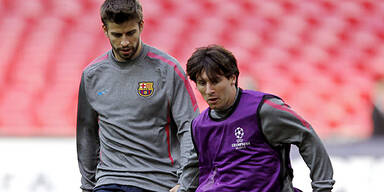 Messi und Pique verbrennen Trainer-Bike