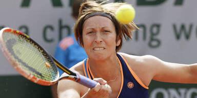 Meusburger siegt zum Auftakt in Paris