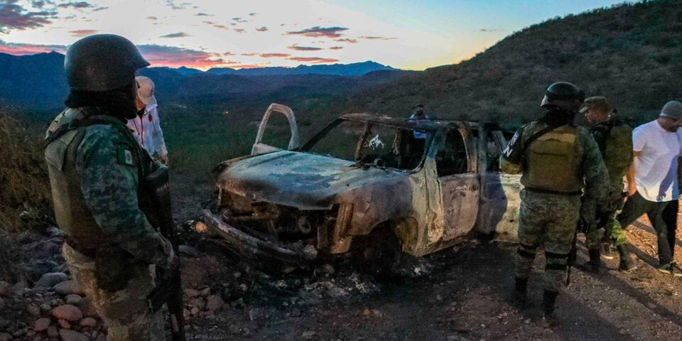 Drogenbande erschoss 3  Frauen und 6 Kinder