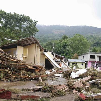 Spektakulärer Hangrutsch in Mexiko