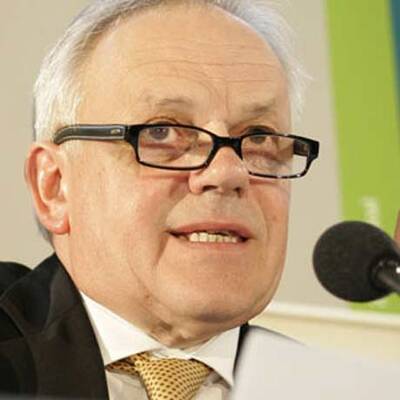 Sandra Cervik, Josefstadt-Schauspielerin