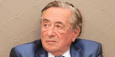 Lugner: "Spatzi hat mir nichts erzählt"