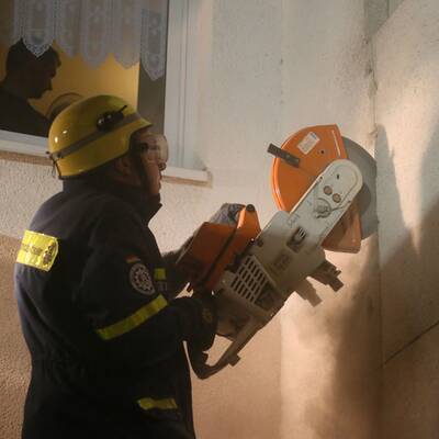 Dramatische Rettungsaktion: 400 Kilo-Mann geborgen