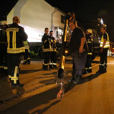 Dramatische Rettungsaktion: 400 Kilo-Mann geborgen