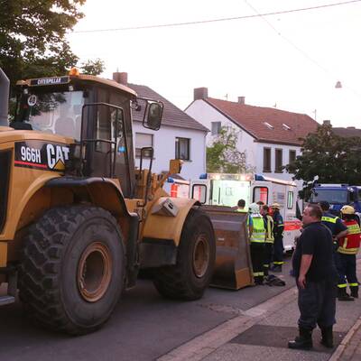 Dramatische Rettungsaktion: 400 Kilo-Mann geborgen