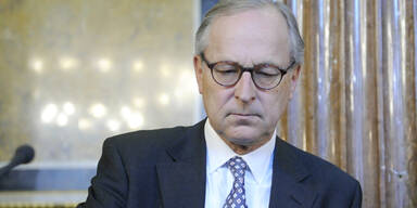 BZÖ-Geldbote narrt U-Ausschuss