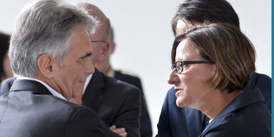 Mikl-Leitner verteidigt Einladung Orbans