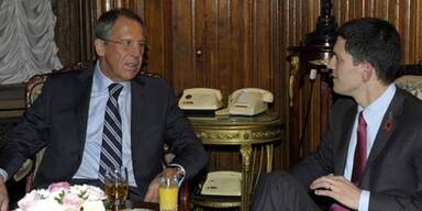 miliband_lawrow_reuters