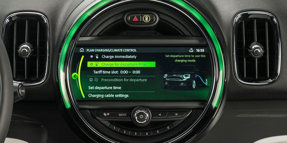 Mini Countryman mit Plug-in-Hybrid startet