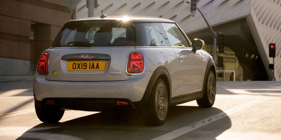 Cooper SE: Elektro-Mini ist ziemlich günstig