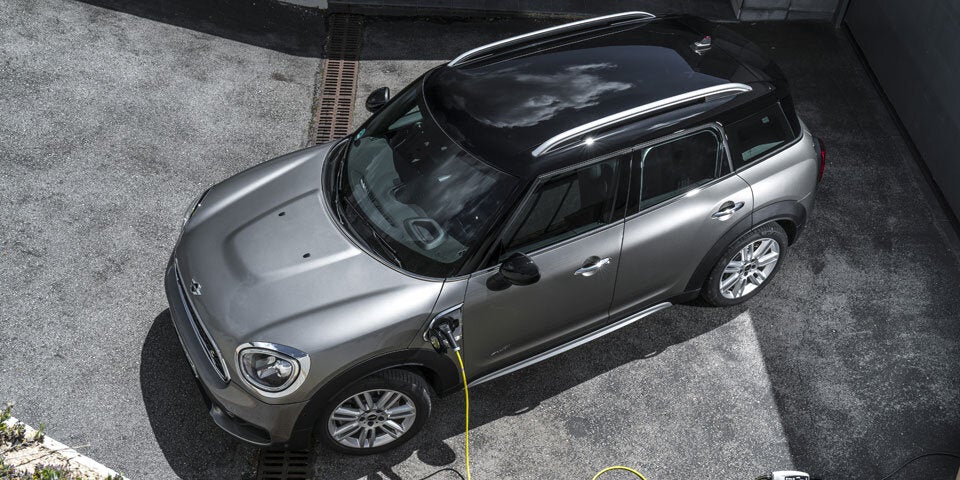 Mini verbessert Countryman mit Plug-in-Hybrid