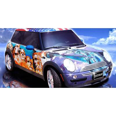 Mini Cooper mit einer Million Swarovski-Steinchen