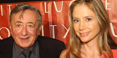 Eklat: Lugner bricht Pressekonferenz ab