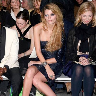 Mischa Barton: Höschenblitzer bei Modeschau