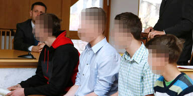 Mädchen jahrelang von 4 Burschen missbraucht