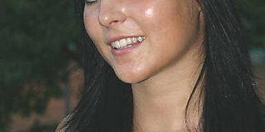 Ajla hat schönstes Lächeln