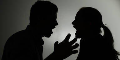 Vater pr&uuml;gelte 14-j&auml;hrige Tochter krankenhausreif