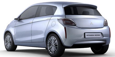 Mitsubishi kündigt Hybrid-Offensive an