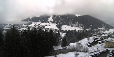 Schneefall bis in die Täler