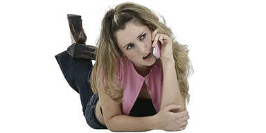 model telefonieren jugendlich rosa