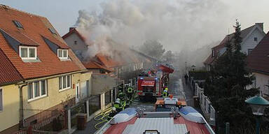 Dachstuhlbran din Wiener Neudorf