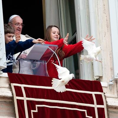 Kuriose Szenen beim Angelus-Gebet in Rom