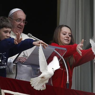 Kuriose Szenen beim Angelus-Gebet in Rom