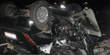Zwei Tote bei Horror-Unfall in NÖ