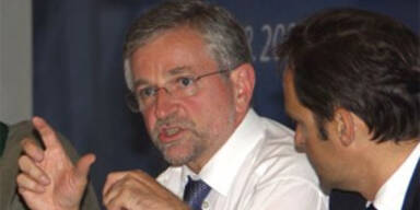 Faymann will mit Opposition Beschlüsse fassen