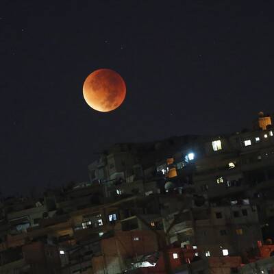 So schön schien der Blutmond