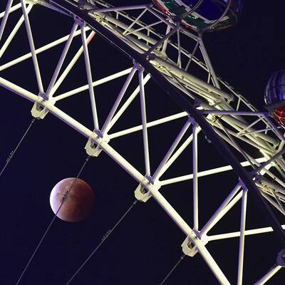 So schön schien der Blutmond