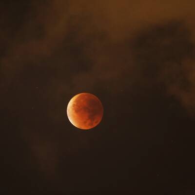 So schön schien der Blutmond