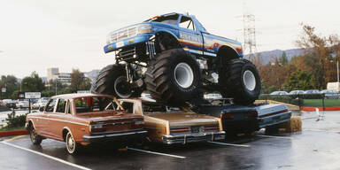 Bub (6) kauft Monstertruck um 21.100 Euro bei eBay