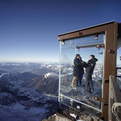 Glaskubus am Mont Blanc